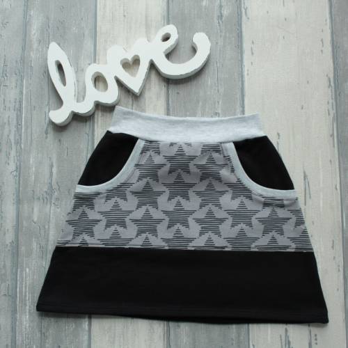 Kinderrock aus Sweat Sterne Größe 110