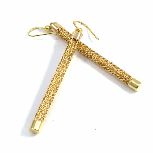 gestrickte STAB-Ohrringe, goldfarben an vergoldeten Sterlingsilber Ohrhaken