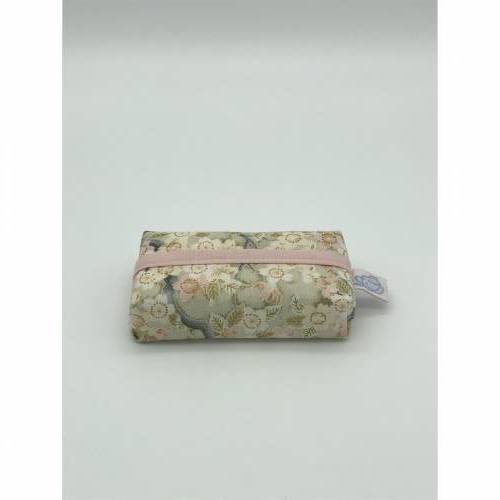Tatüta Taschentüchertasche, romantisch in beige, creme und rosa