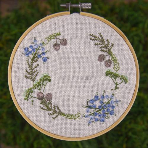 Stickdatei Eichelkranz