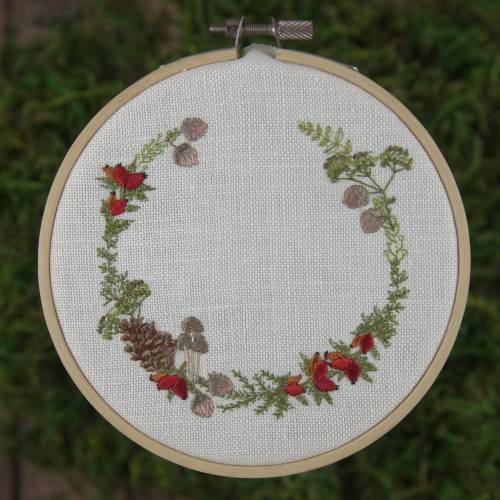 Stickdatei Hagebuttenkranz