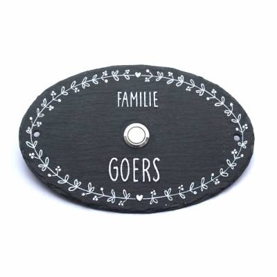 Klingelschild Schiefer oval mit Herzranke & Wunschname – personalisierte Klingelplatte schwarz weiß
