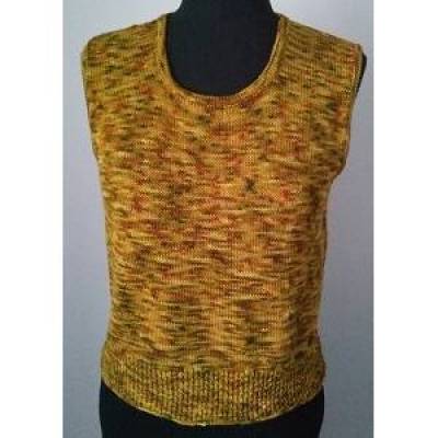 Gestrickter Pullunder aus handgefärbter Sockenwolle