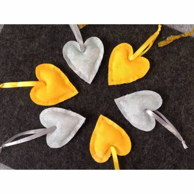 Geschenkanhänger Stoffherzchen zur Deko