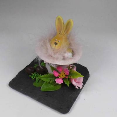 Ostereier Tischdeko – Deko Hase aus dem Hut auf Schieferplatte, Landhausstil, 10x10cm