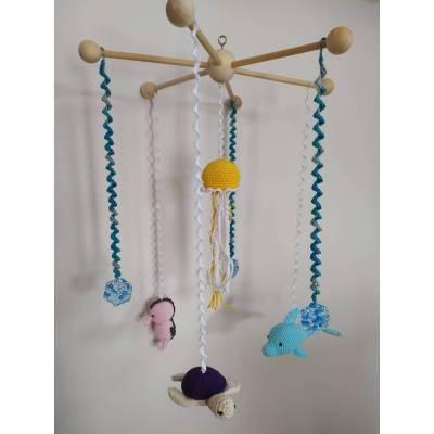 Handgefertigtes Mobile _ Delfin, Schildkröte, Seepferdchen und Qualle _ Kinderzimmerdeko _ gehäkelt 