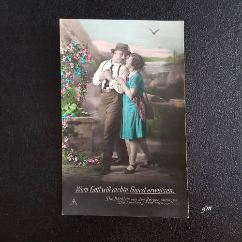 Vintage Fotopostkarte ca. 1940 – Liebe, Mädchen & Mann, unbeschrieben, Wem Gott will rechte Gunst erweisen