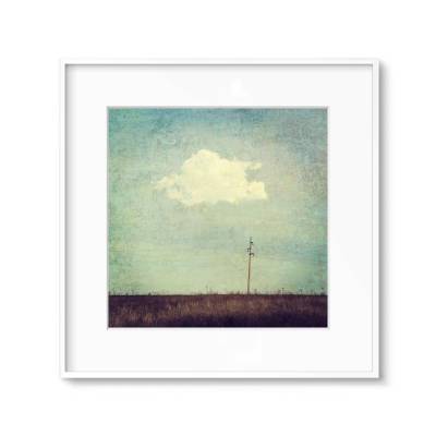 Kunstdruck Stoppelfeld mit Strommast & Wolke | Vintage Wandbild Landidylle quadratisch | Oregon Vibes
