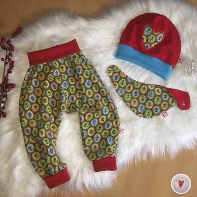 3er Set aus Cordhose, Mütze und Halstuch* Gr.92