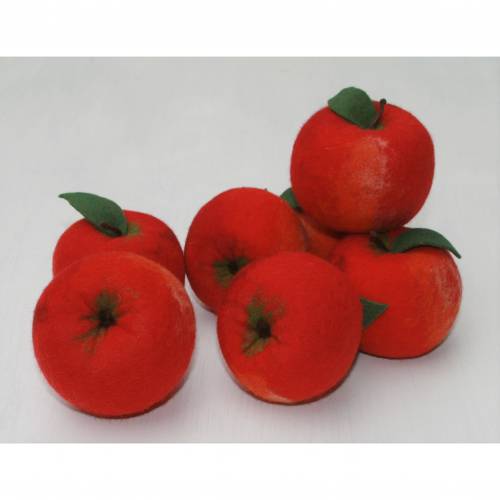 Äpfel, handgefilzt aus Wolle vom Schaf