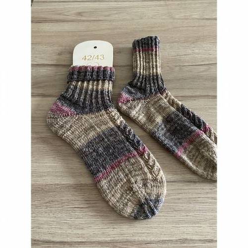 Handgestrickte Socken Gr. 42/43