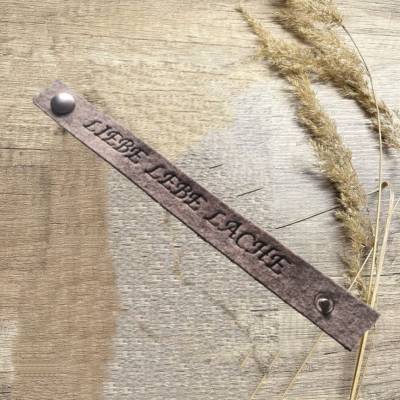 Personalisierbares Armband aus Wollfilz / bestickt mit WUNSCHTEXT / Filzarmband mit Drucknopf 