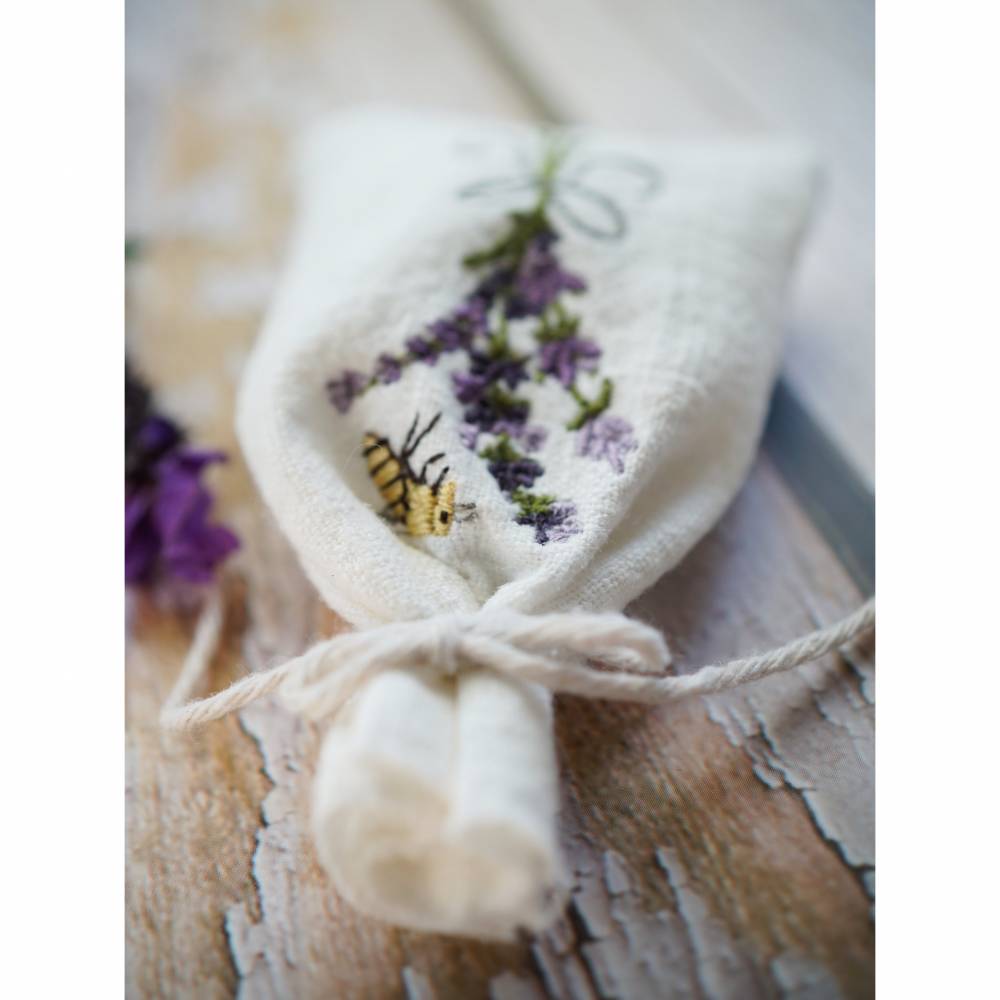 Stickdateien Set Lavendel mit Biene Bild 6
