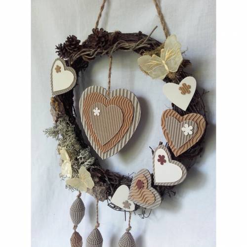 Türkranz aus Birkenreisig mit Herzen