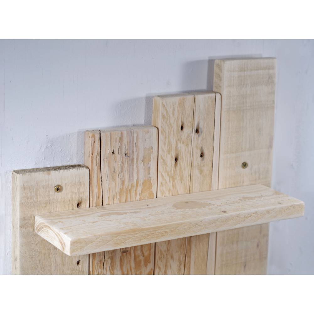 Wandregal aus Palette, Wohndeko, Wandschmuck, Palettenmöbel, einzigartig, Holz, Wohndeko, Holzregal, Palettenholz Regal, Bild 6