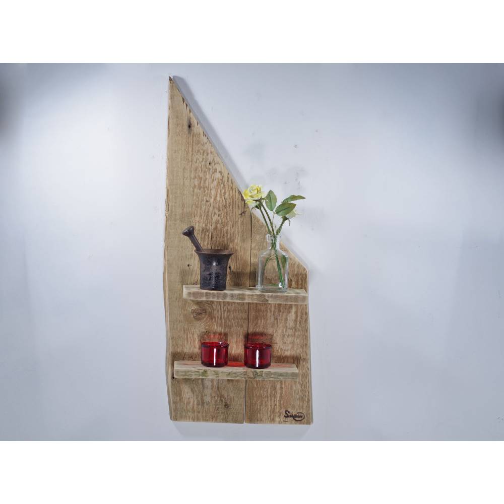 Regal aus Altholz, schlichtes Regal massives Bohlen, puristisches Design, Wandschmuck, Wohndeko, Möbel, nachhaltig, Wand Bild 1