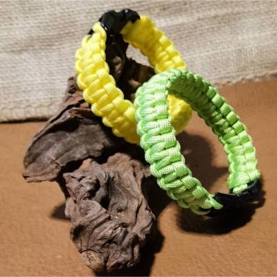 Survival Armband