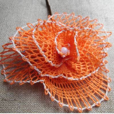 Haarblüte geklöppelt Handarbeit in Orange weiß Hochzeit Geschenk Geburtstag Muttertag