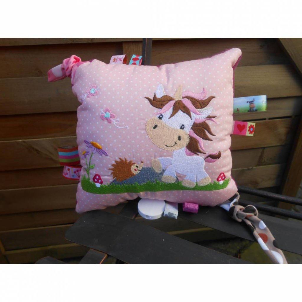 Stickdatei Einhorn und Igelchen 13x18cm Bild 3