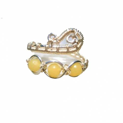 Ring mit Jade hellgrün im Spiralring handgewebt Paisley silberfarben boho chic wirework Daumenring 