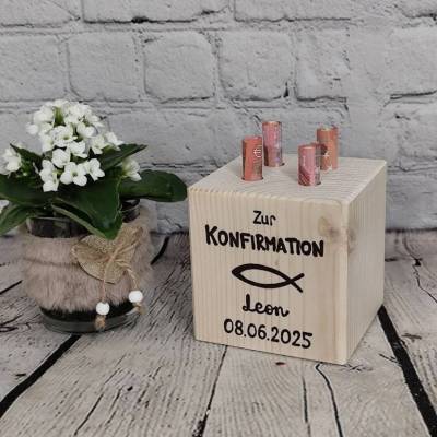 Holz Würfel 10x10cm zur Konfirmation mit Fisch Name und Datum als Deko, Geschenk, Geldgeschenk, Geld verschenken