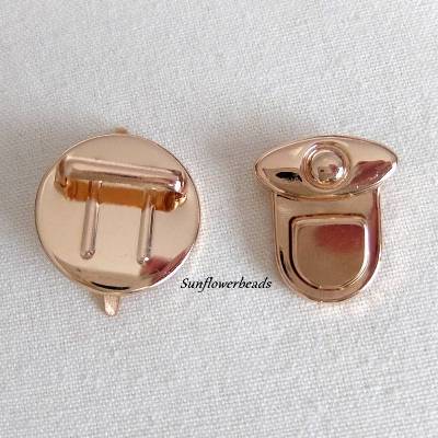 Mappenschloss, Steckschloss, Taschenverschluss hell gold, leicht rosefarben, 2,5 x 3 cm