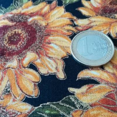 Sonnenblumen wunderschöner weicher Stoff in tollen Herbstfarben, fein abgestuft mit Goldfäden.