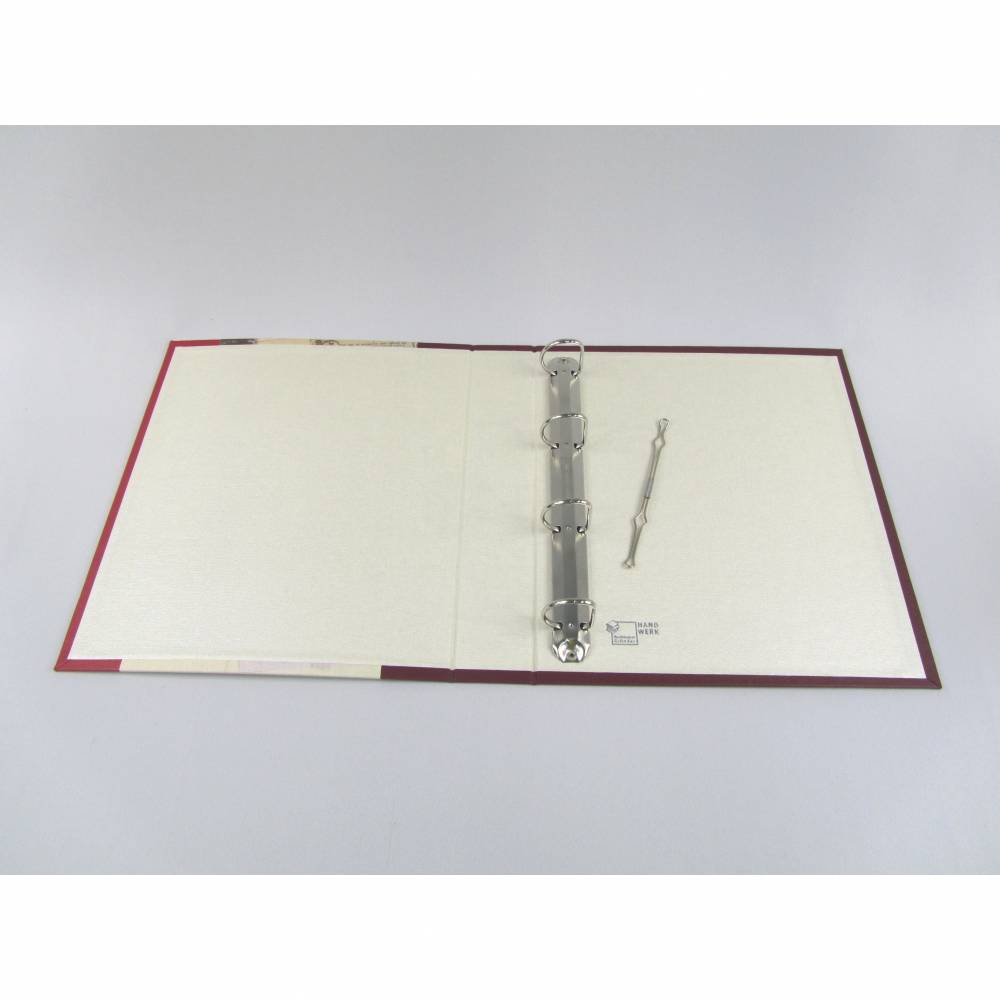 Ordner für DIN A4, dunkel-rot, metallic perle, Brief-Papier Bild 6