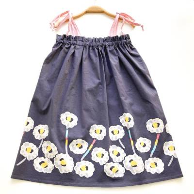 Trägerkleid, 110 116, dunkelgrau mit weißem Blumenprint, Upcycling Sommerkleid