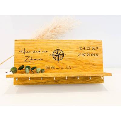 Großes Schlüsselbrett Schlüsselboard aus hochwertigem Eichenholz mit Ablage und individueller Gravur nach Wunsch