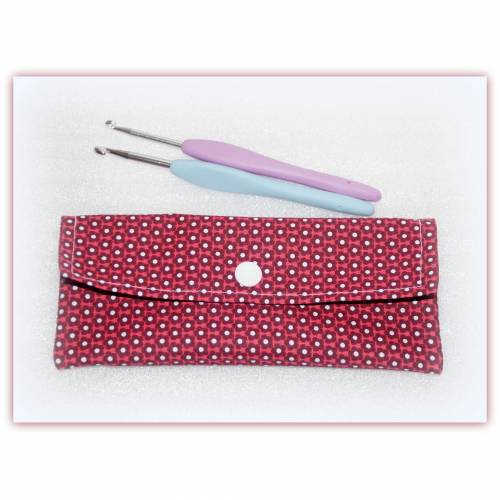 Häkelnadeletui Blümchen aus Stoff mit Druckknopf, Häkelnadel Etui, Universaltäschchen
