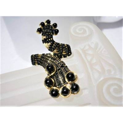 Ring verstellbar schwarz mit Onyx handgewebt Gothic im Spiralring goldfarben 