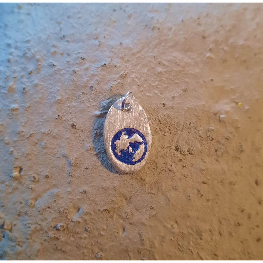 ovaler Anhänger "Blauer Planet" aus 999 Silber, blau patiniert Bild 4