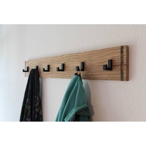 Schmales Ethno Design Garderobenpaneel aus Zebrano Edelholz mit 6 schwarzen Haken (Cosima)