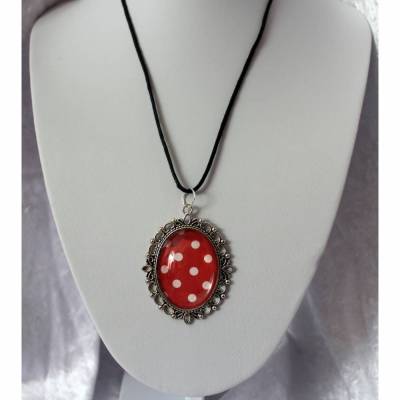 Wunderschöne Medaillon-Kette in Tibetischen Stil