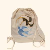 Bestickter Turnbeutel aus Baumwolle – Leichter Sommer-Rucksack zum Falten | Handmade Geschenkidee
