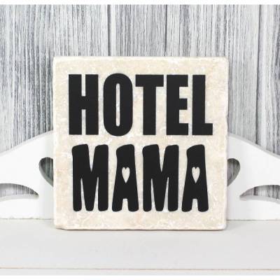 Marmorfliese „Hotel Mama“ Spruch für Familie, Kinder & Haushaltshumor