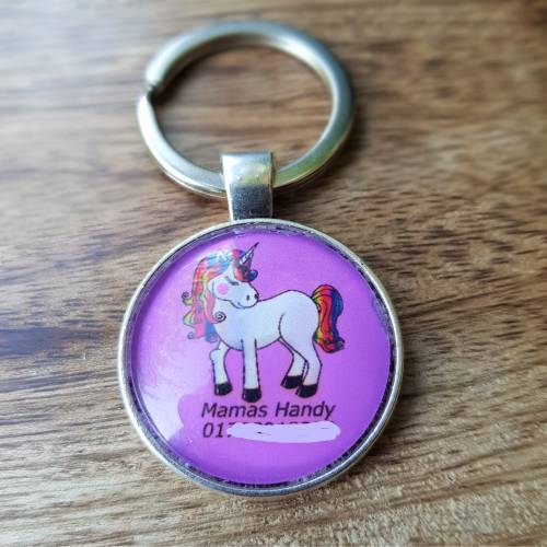 Kinder Schlüsselanhänger mit Nummer Anhänger Cabochon silberfarbe personalisiert
