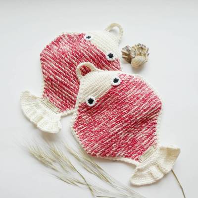 1 gehäkelter Topflappen Scholle - Plattfisch,Küchenhelfer,Potholder,Geschenk,Geburtstag,Horoskop Fisch,maritim,rot,creme