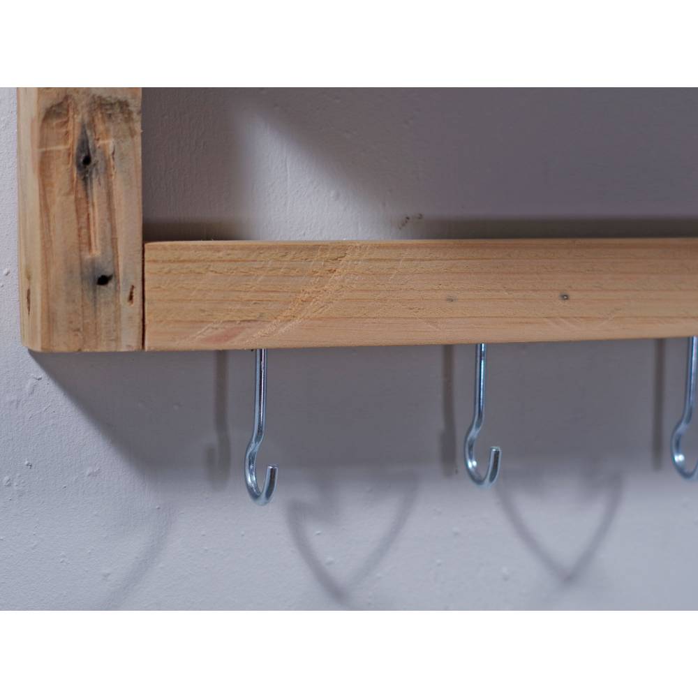 Flurregal, Wandregal aus Paletteholz, Holzregal, Palettenholz Regal, Wohndeko, deko, Palettenmöbel, einzigartig, Holz Bild 8