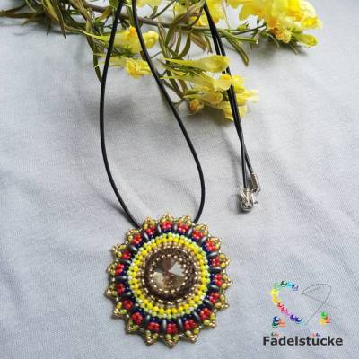Kettenanhänger bunter Kreis | 4,5cm | Handarbeit | Kautschukkette 48cm | Geschenk