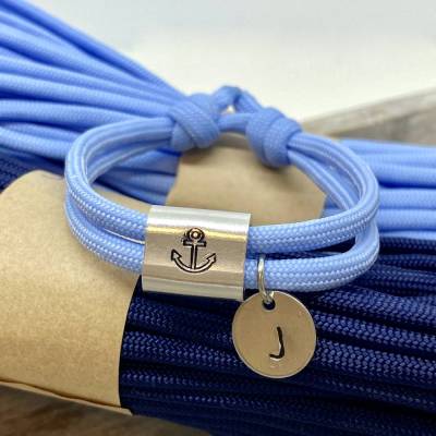 Hellblaues Surfer Armband - personalisierbar