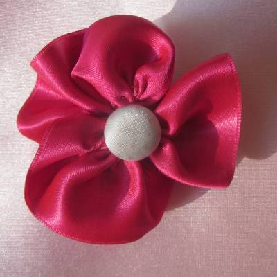 Rote Haarklammer Haarblüte Satin Stoffblume Rot "Madeleine" festlich