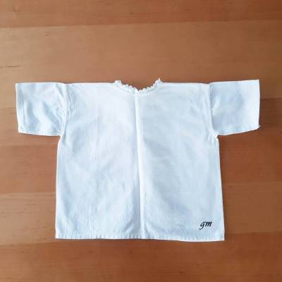 weißes Baby Erstlingshemd von 1926 Handarbeit, vintage,