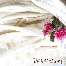 Herrlich schimmernder Viskosesamt, schwerer Fall, naturfarben
