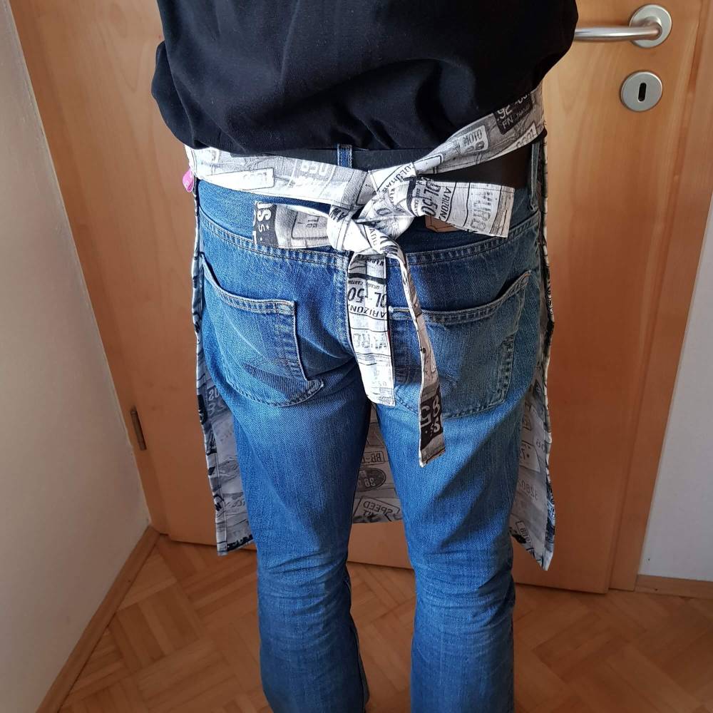 Stoffschürze Bistroschürze schwarz-grau Halb-Schürze mit großer Tasche für Männer & Frauen Handarbeit Bild 4