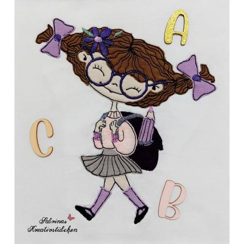 Doodle Stickdatei Schulkind Carlotta