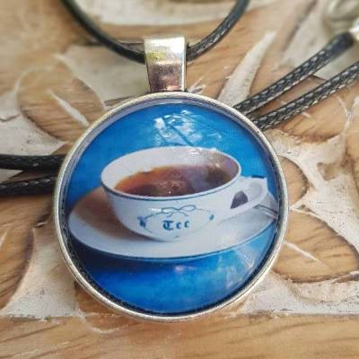 Teetasse Ostfriesentee Schlüssel- Anhänger - Kette mit Blume silber o bronze 25mm Cabochon
