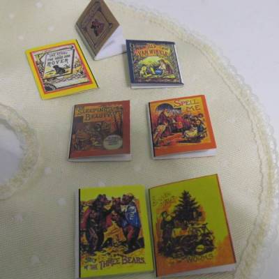 Miniatur Bilderbücher Märchenbücher für Puppenhaus & Elfenreich – Maßstab 1:12 Dekoration