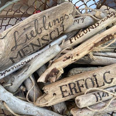 Anhänger aus Schwemmholz - Geschenkanhänger - Botschafter